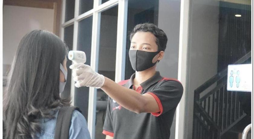 Reddoorz Plus Near Mall Bali Galeria 2 Denpasar Eksteriør bilde