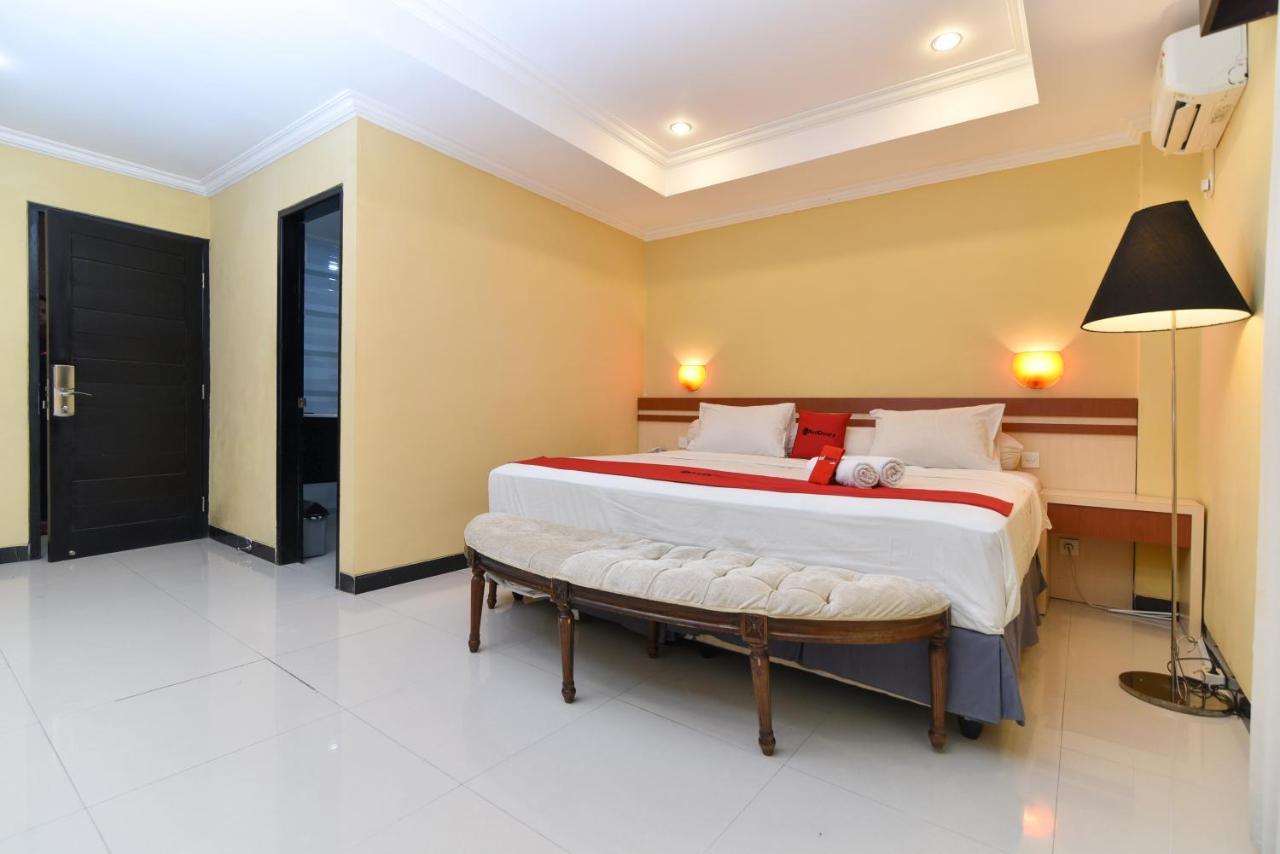 Reddoorz Plus Near Mall Bali Galeria 2 Denpasar Eksteriør bilde