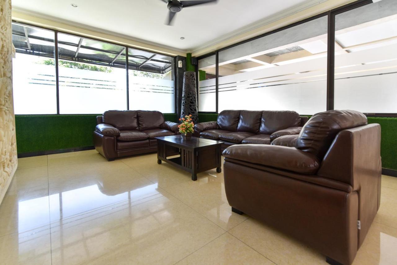 Reddoorz Plus Near Mall Bali Galeria 2 Denpasar Eksteriør bilde